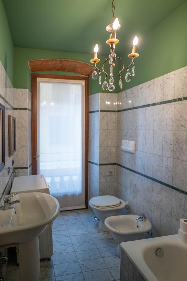 Napule...E Apartments Peschiera del Garda Ngoại thất bức ảnh